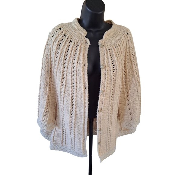 Handmade Cream Crochet Cape With Button Closure Beautiful Cottagecore RARE OS - Picture 1 of 6